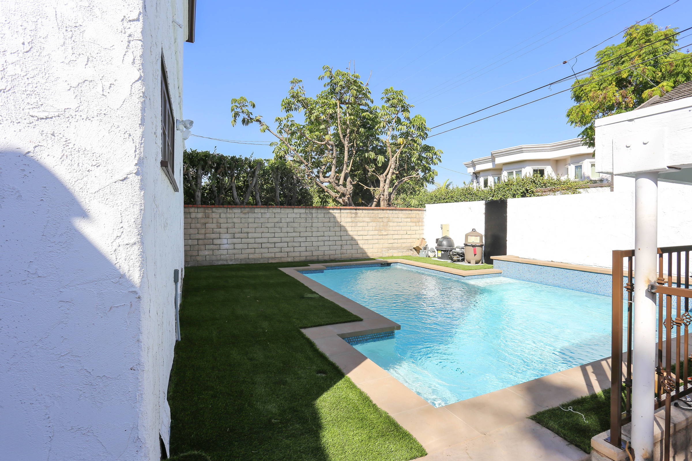 Indoor outdoor